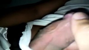 Carinho na Rola – Glory Hole Amateur Latin Hunk