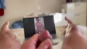 Cum tribute for an online friend with role play
