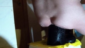 Fisting Fun – V Amateur Gaping Masturbation with Sex Toys
