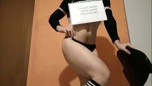 Very hot show with big balls!