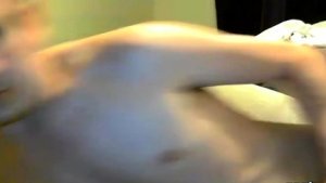 Wyatt Blaze Inserts Dildo Like A Pro On Camera