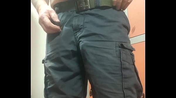 Locker room 6