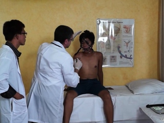 Real enema Asian twink sucked by doctor after medical check