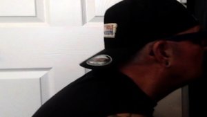 Gloryhole perver caught up giving head
