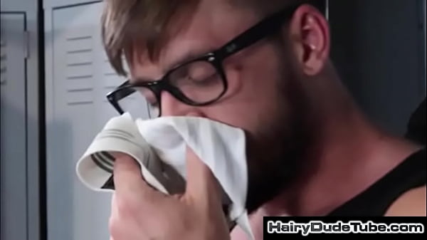 Caught Sniffing Daddy’s Sweaty jockstrap@HairyDudeTube