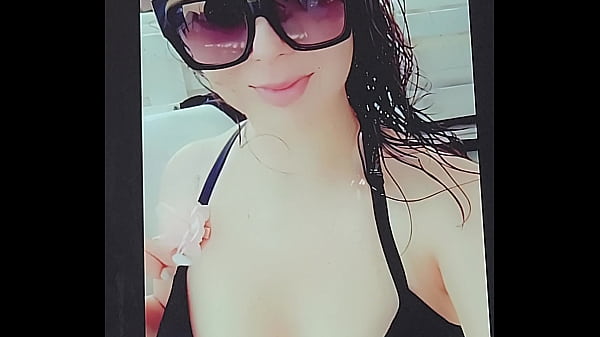 Saggy tits teen in bra Sunglasses Cumshot Tribute and Spit on face