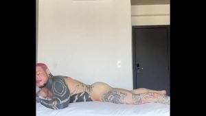 MORENAO PAUZUDO FUDENDO TATUADO MEXICANO SEM PENA