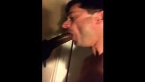 Sucking BBC at the glory hole with CIM and swallow
